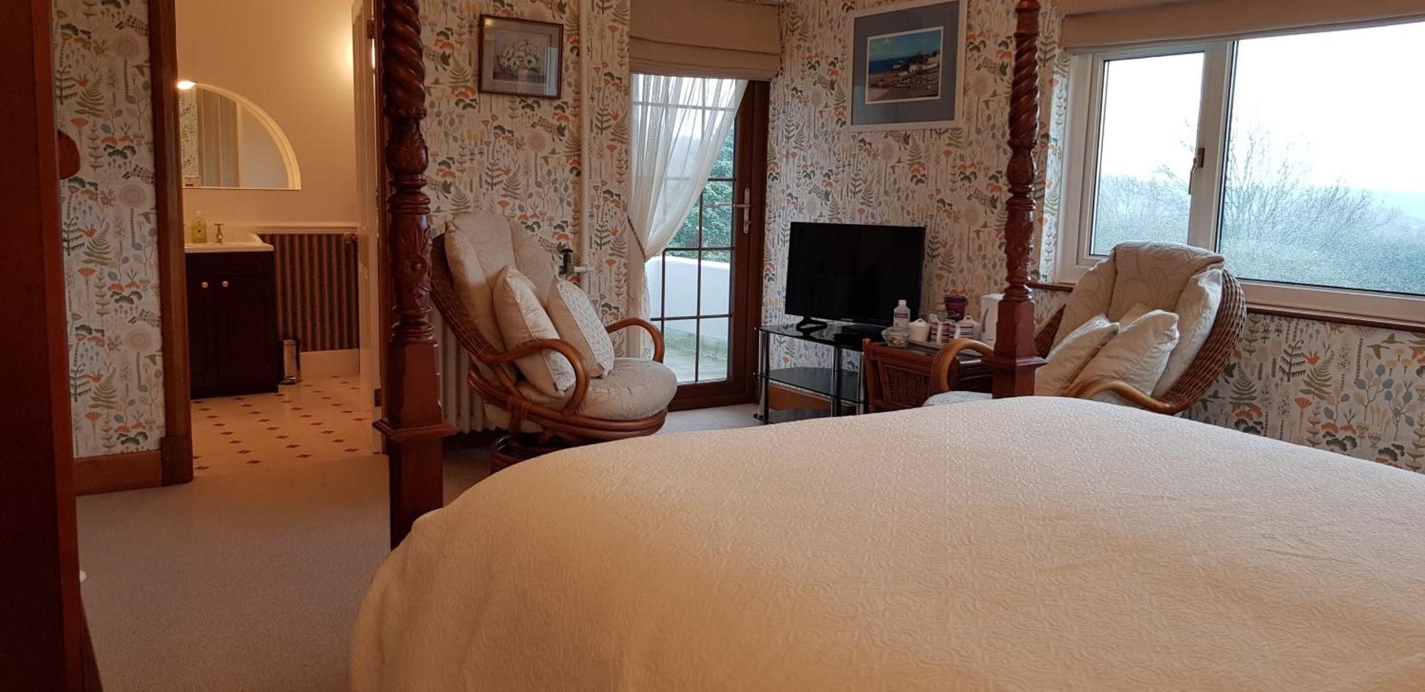 Bed and Breakfast Wychwood House Penally Экстерьер фото