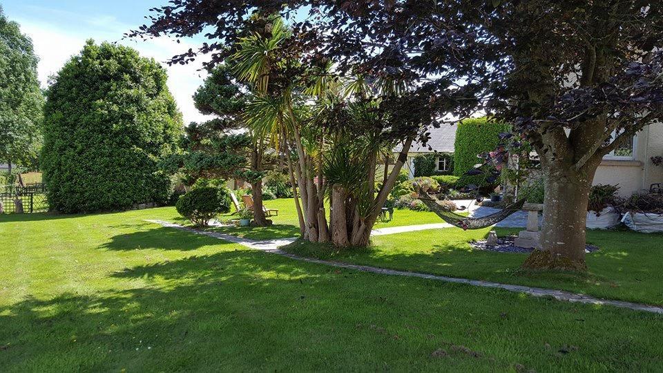 Bed and Breakfast Wychwood House Penally Экстерьер фото