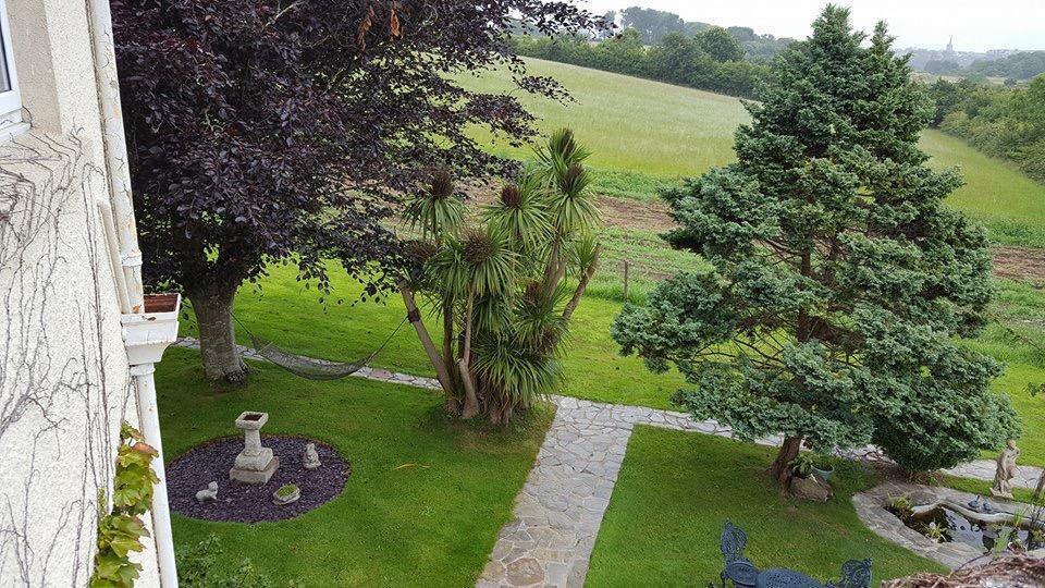 Bed and Breakfast Wychwood House Penally Экстерьер фото
